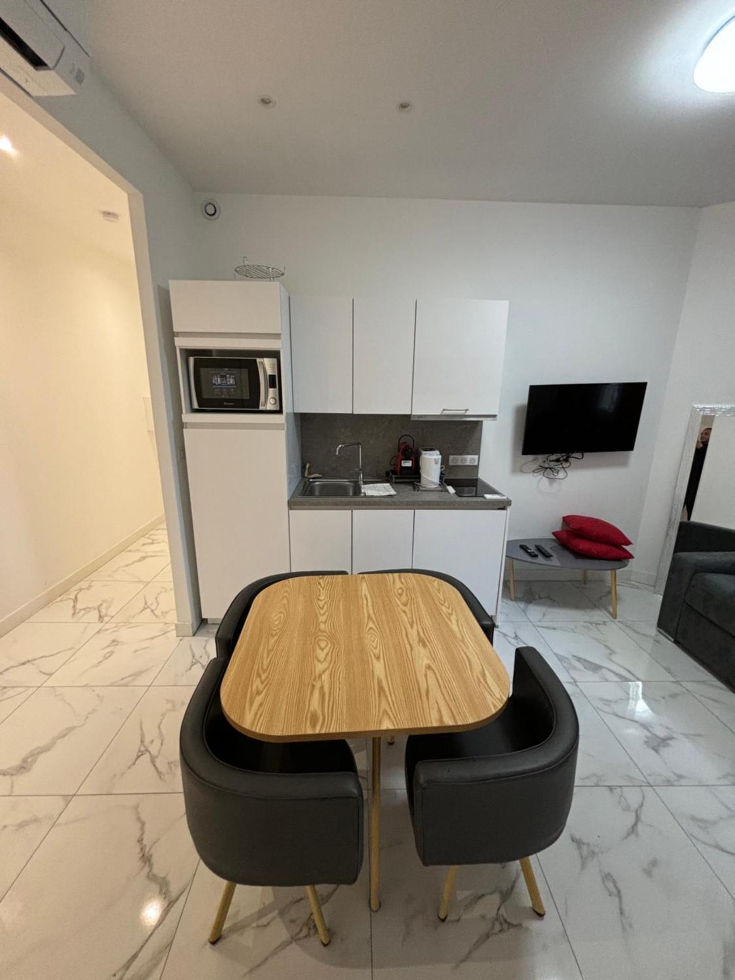 Appartement 4 Couchages Idealement Place Promenade Des Anglais / Cours Saleya 니스 외부 사진